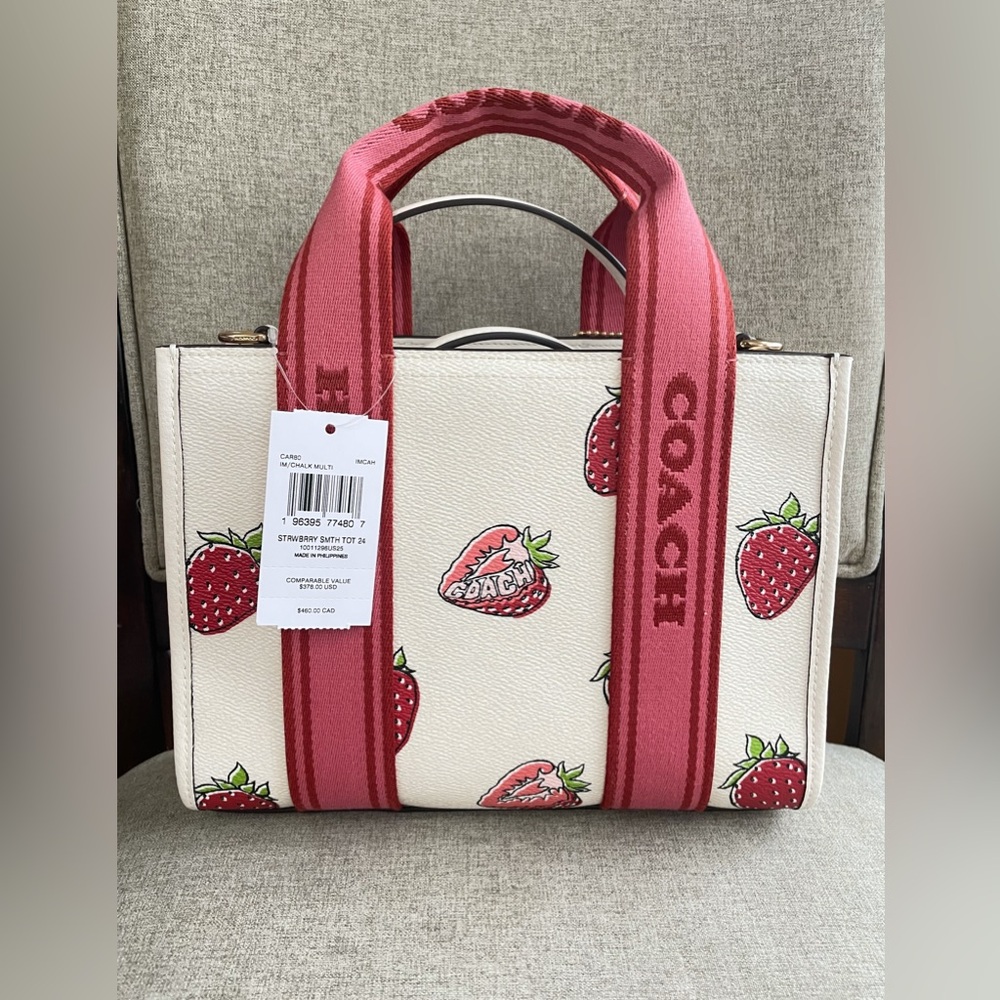 NWT！COACH SMITH TOTE BAG 24 WITH STRAWBERRY PRINT（COACH CAR80）fast shipping - Picture 2 of 6